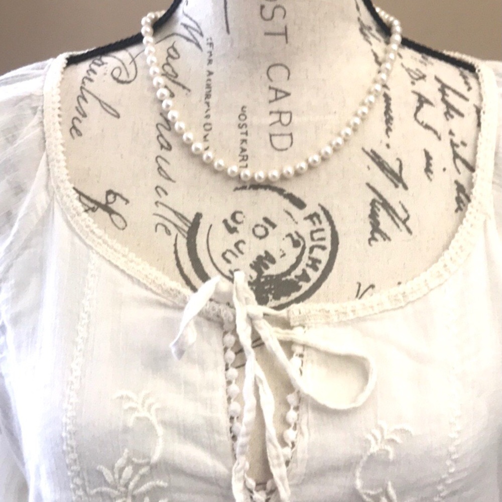 Old Navy Embroidered Peasant Dress ❤️